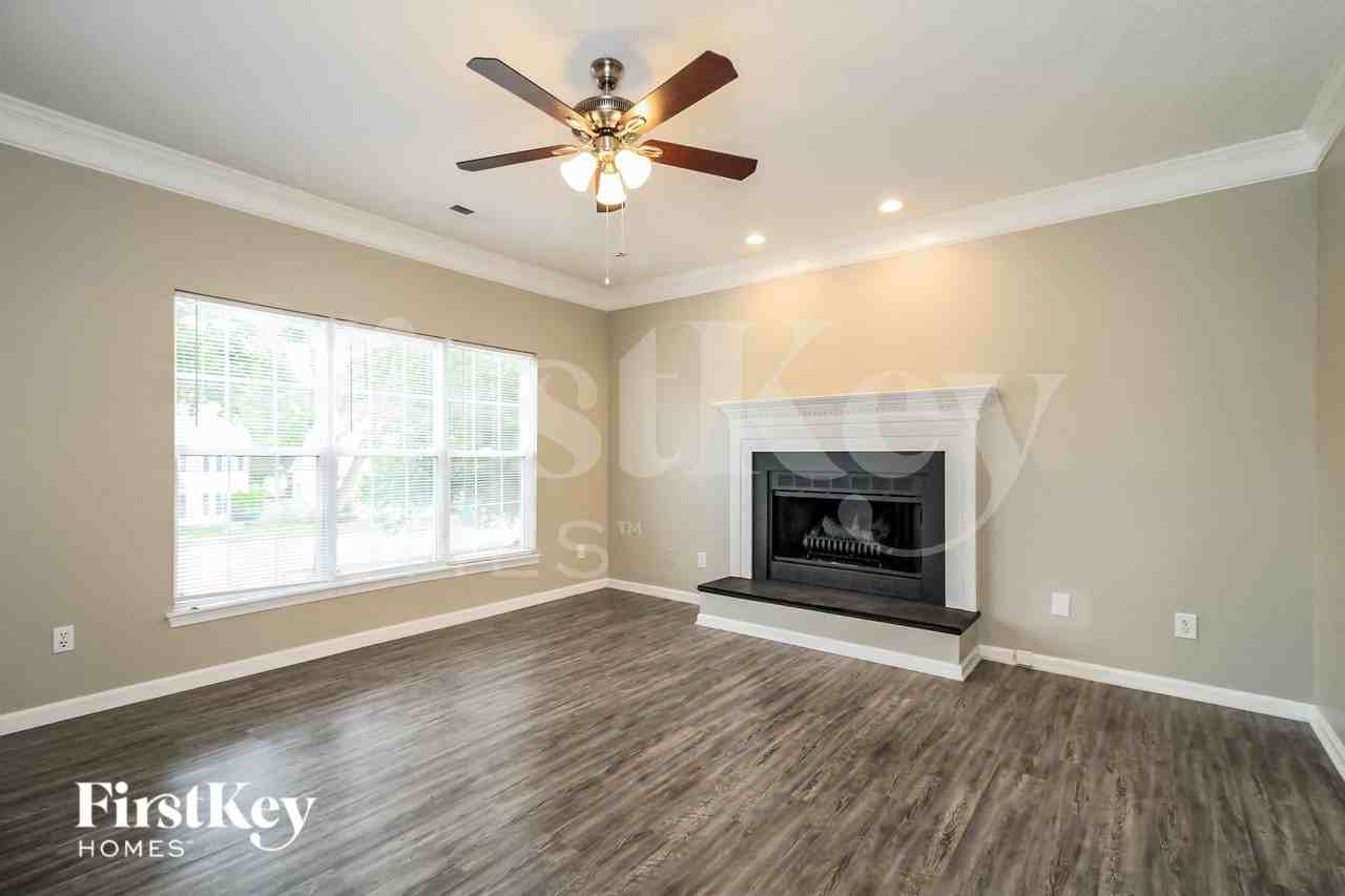 4313 Bradbury Way - Photo 7 of 15