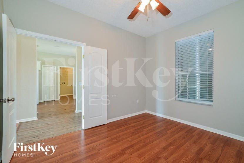 533 Terranova Cir - Photo 6 of 16