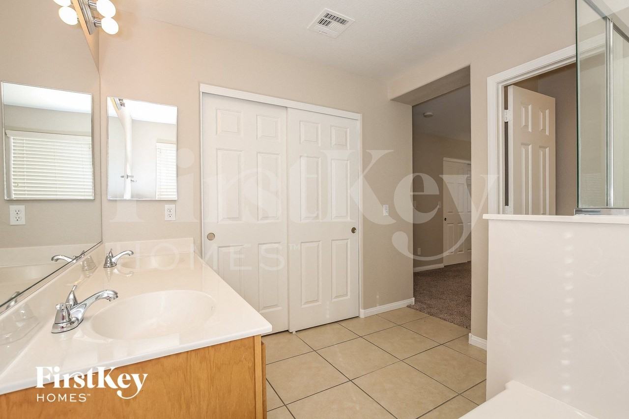 3723 Prairie Orchid Ave - Photo 7 of 15