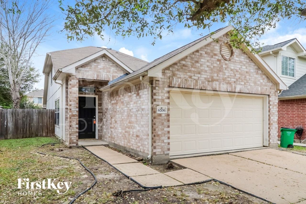 6706 Windy River Ln - Photo 2 of 15