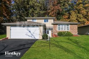 624 Hickok Ave - Photo 1 of 1