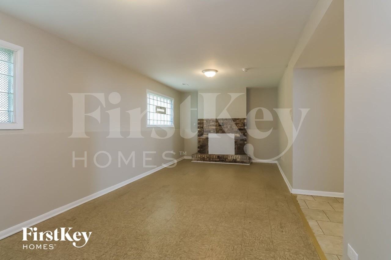 624 Hickok Ave - Photo 7 of 15