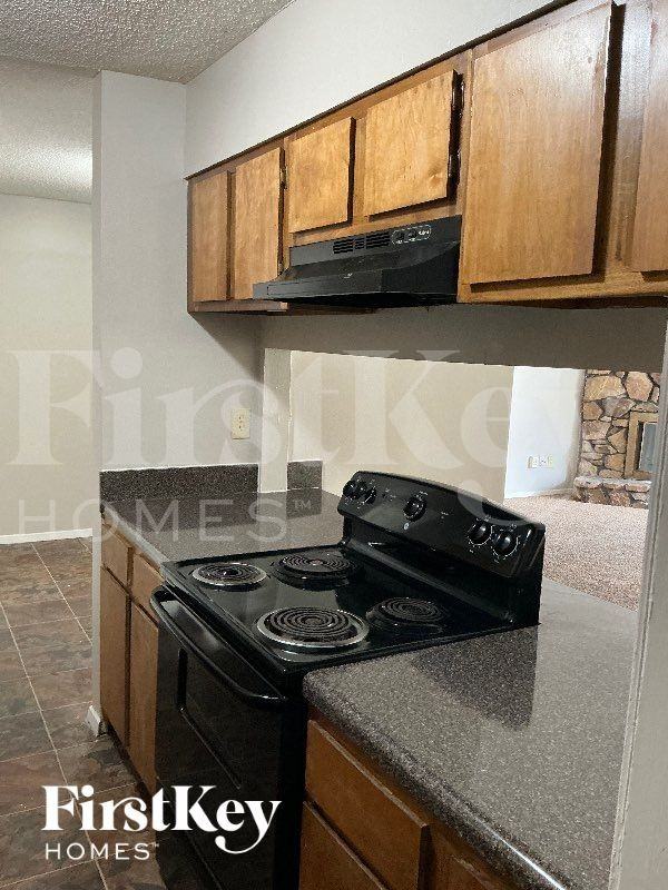 4332 Kerwin Dr - Photo 7 of 12