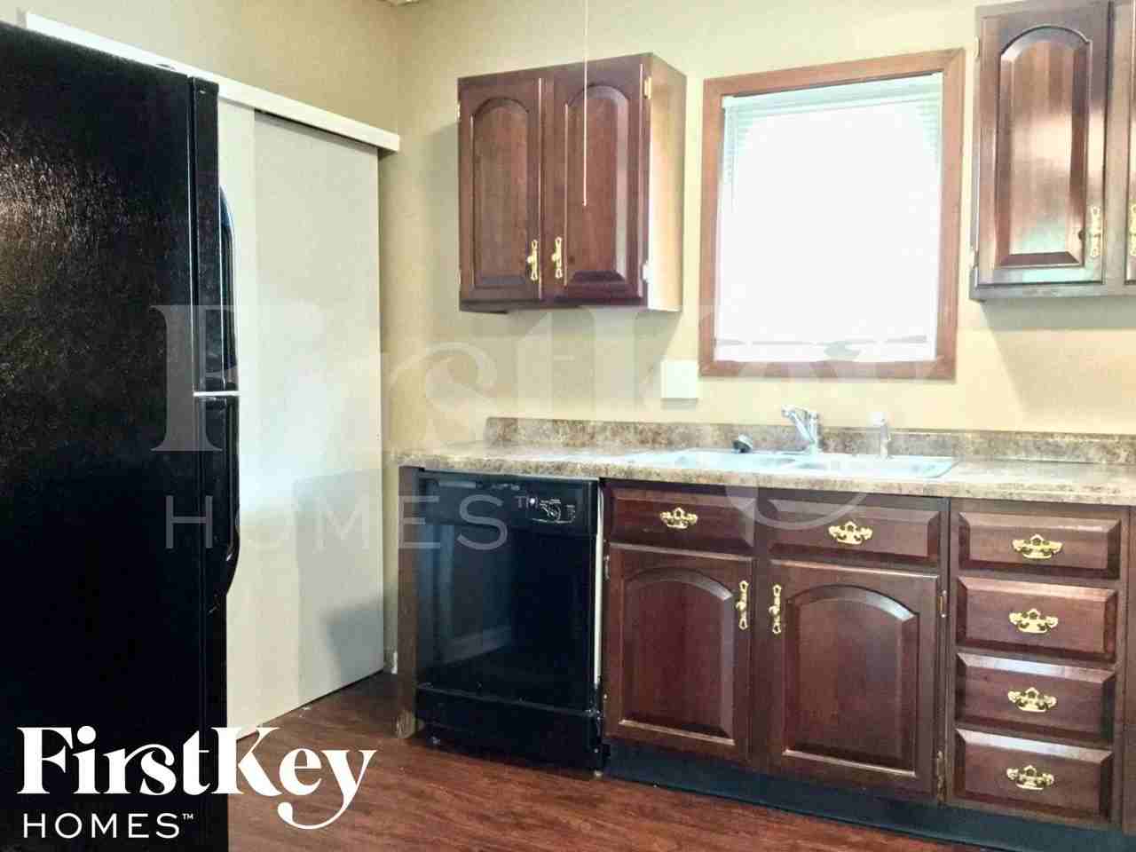 4209 E Pleasant Run Parkway South Dr - Photo 7 of 15