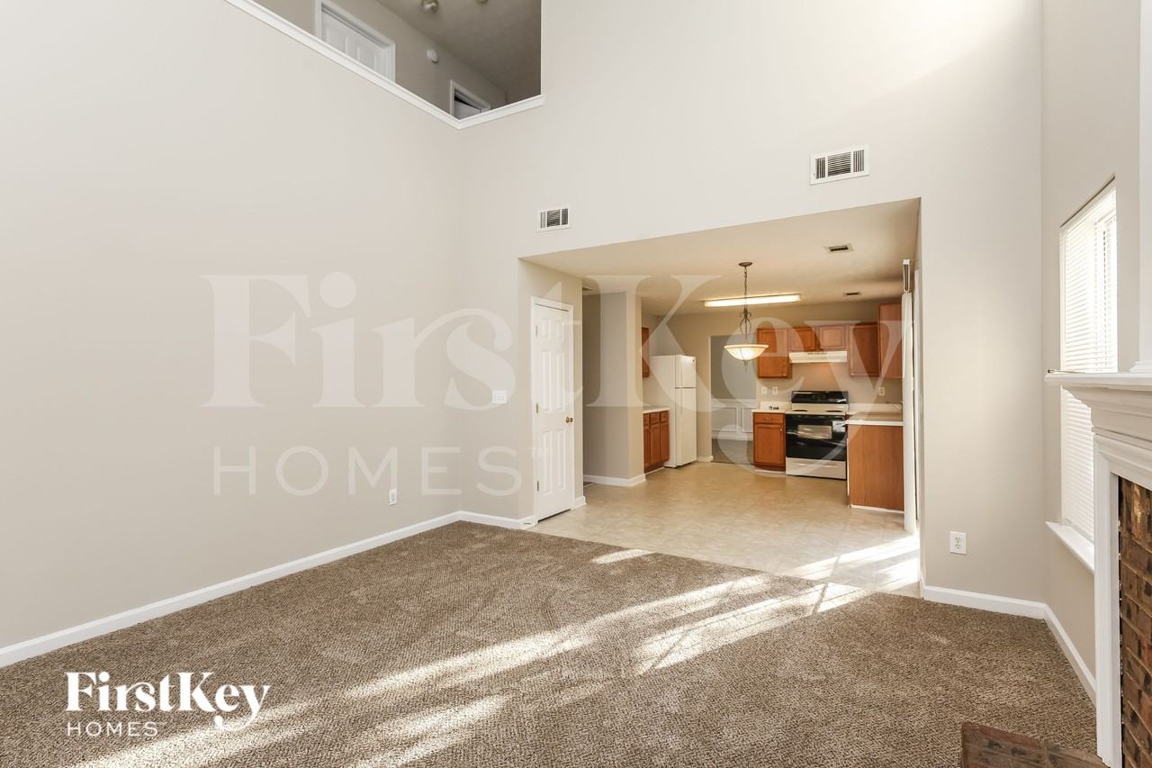 3871 Plantation Mill Dr - Photo 3 of 15