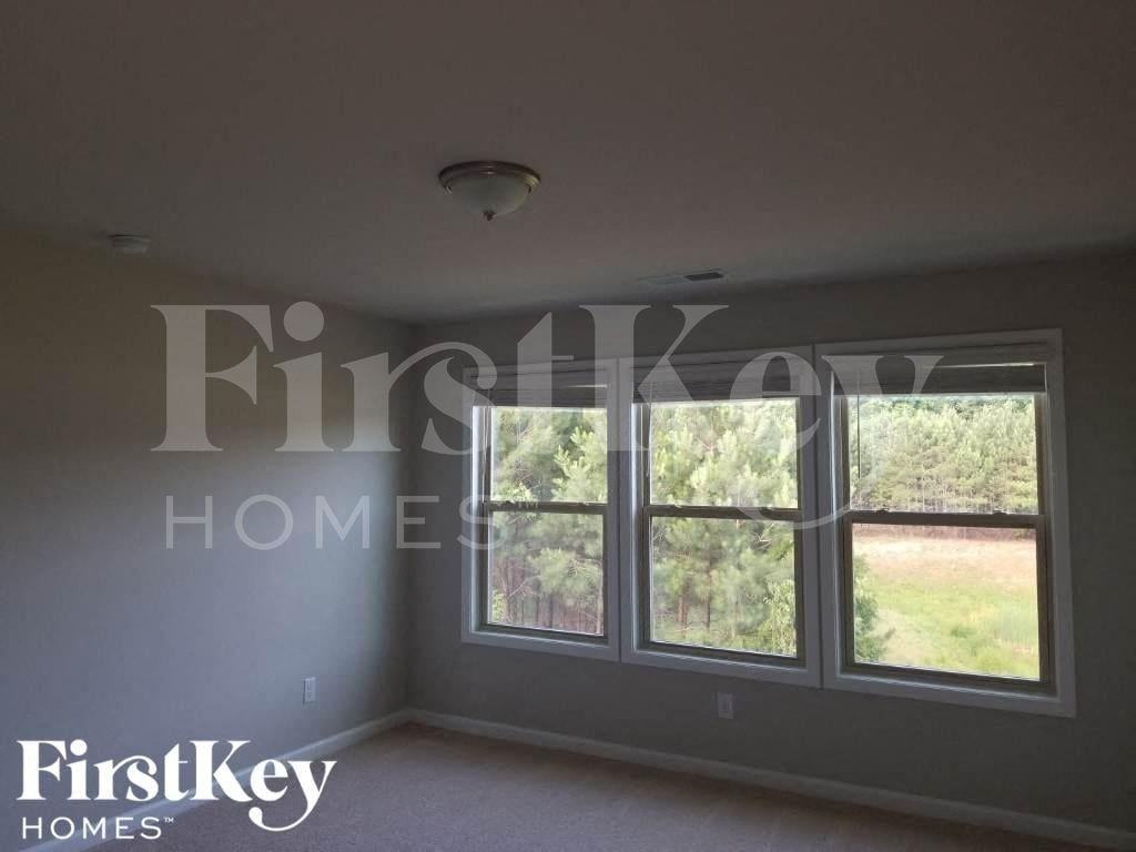 3124 Baylor Cir - Photo 6 of 15