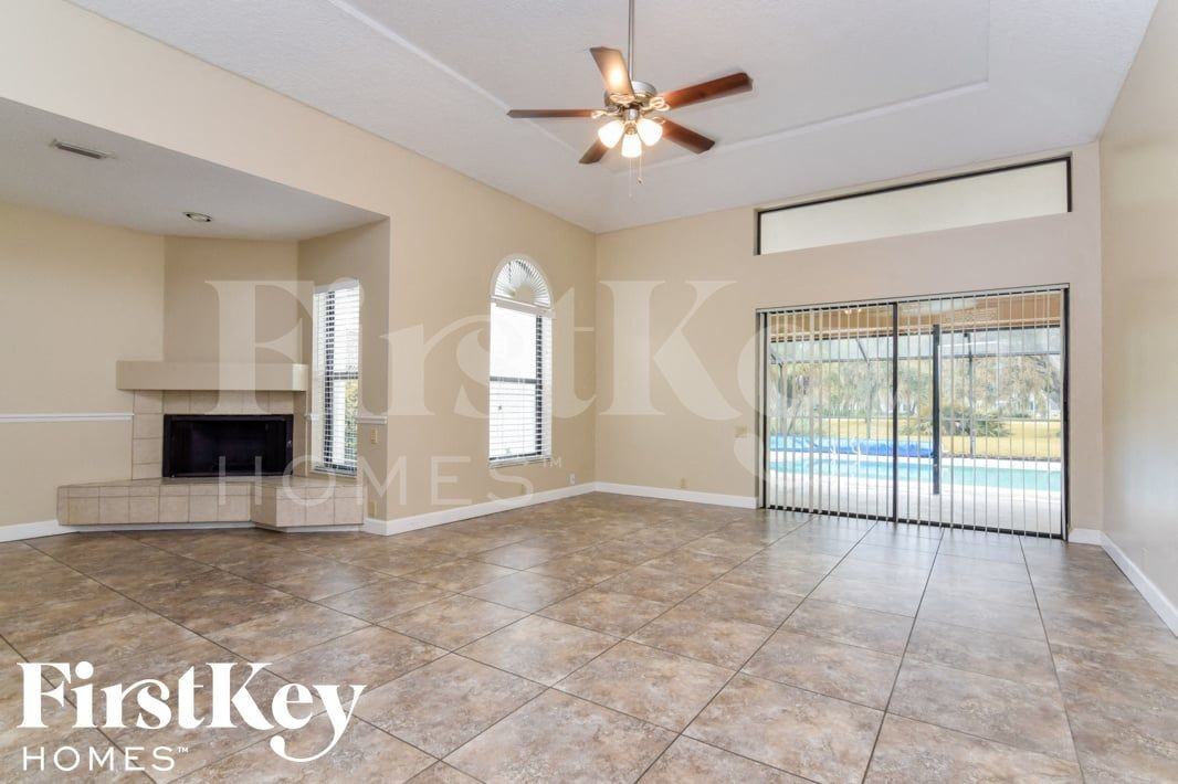 2816 Pine Club Dr - Photo 5 of 16