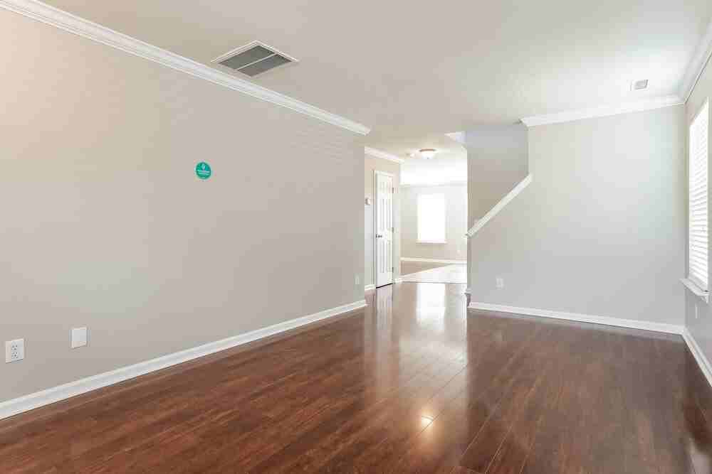 4005 Bearmont Pl - Photo 4 of 17