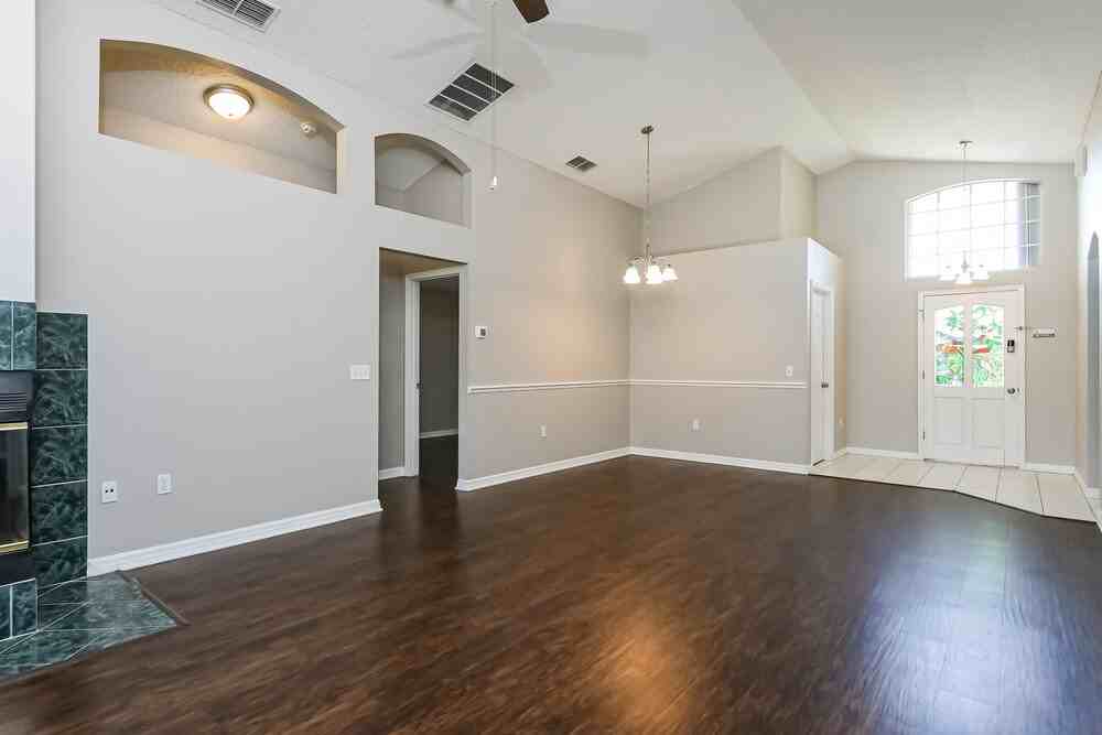 11756 Hatcher Cir - Photo 6 of 16