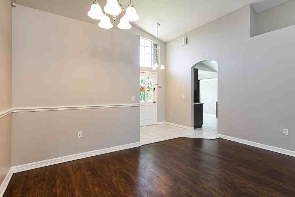 11756 Hatcher Cir - Photo 7 of 16
