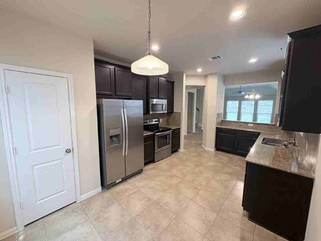 3721 Whisper Walk - Photo 2 of 23
