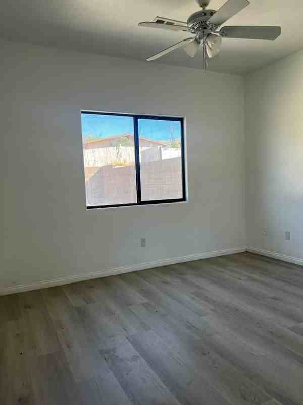 66728 2nd St - Photo 7 of 8