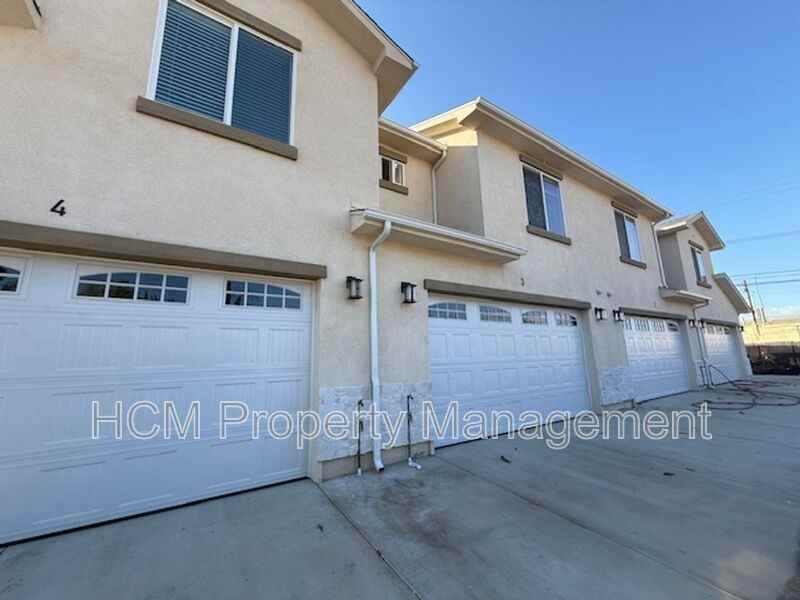 7761 16th St #C - Photo 3 of 21