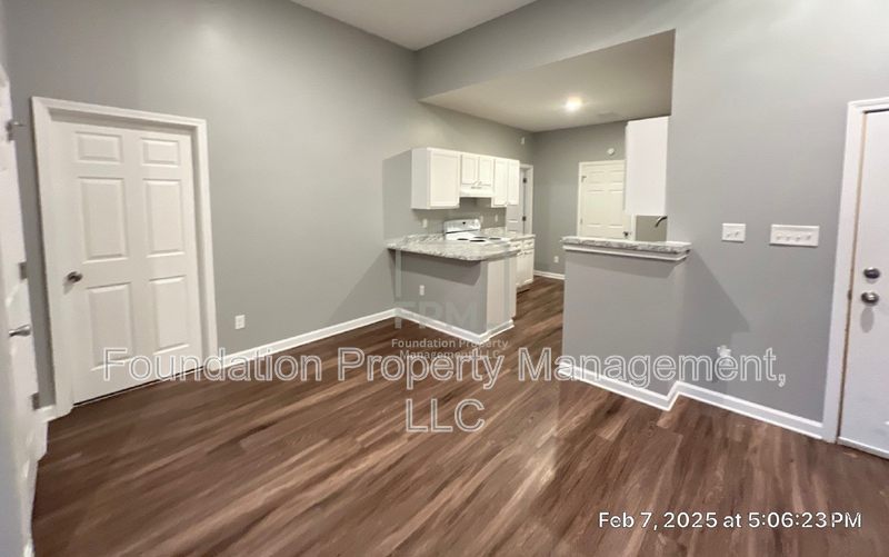 3835 Bowen Ave - Photo 5 of 22
