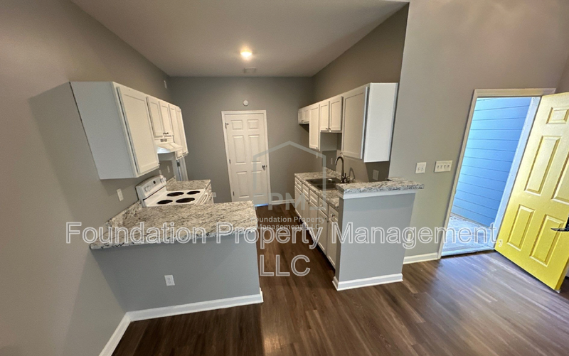 3835 Bowen Ave - Photo 6 of 22