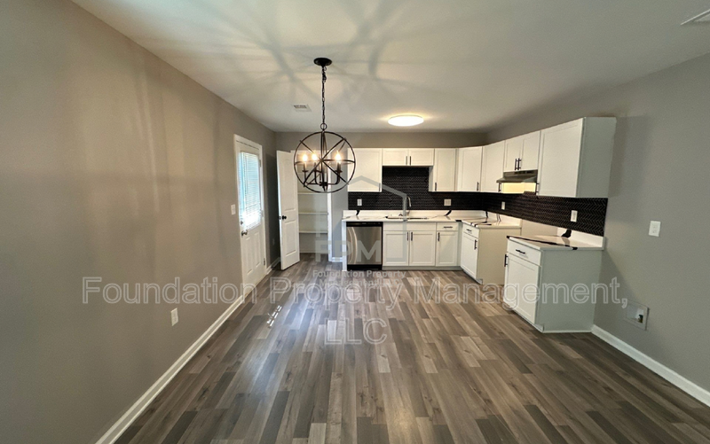 3819 Grey Rd - Photo 3 of 24