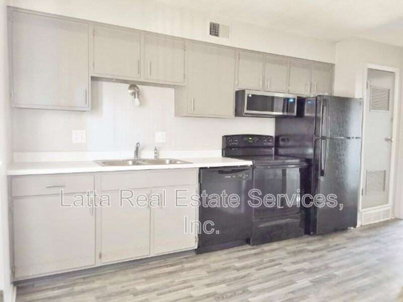12403 E 40th St S #D - Photo 5 of 11