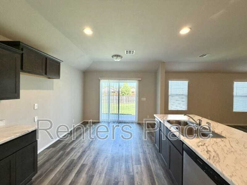 8607 E 161st Pl S - Photo 5 of 17