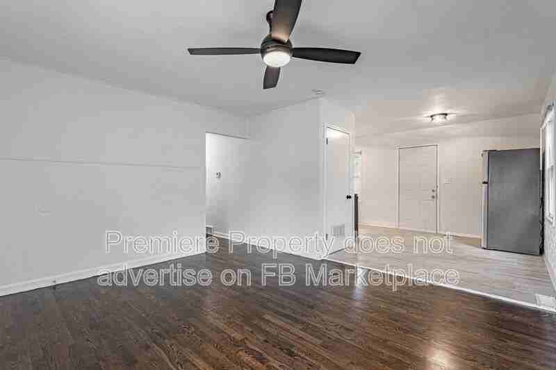 7606 E 50th Ter - Photo 3 of 10