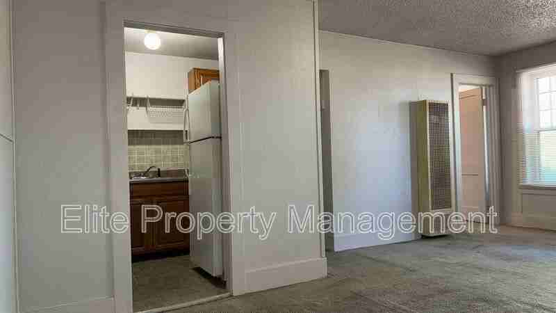 2901 5th Ave #3 - Photo 4 of 10
