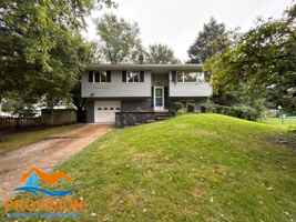 featured image of 450 Nolcrest Rd