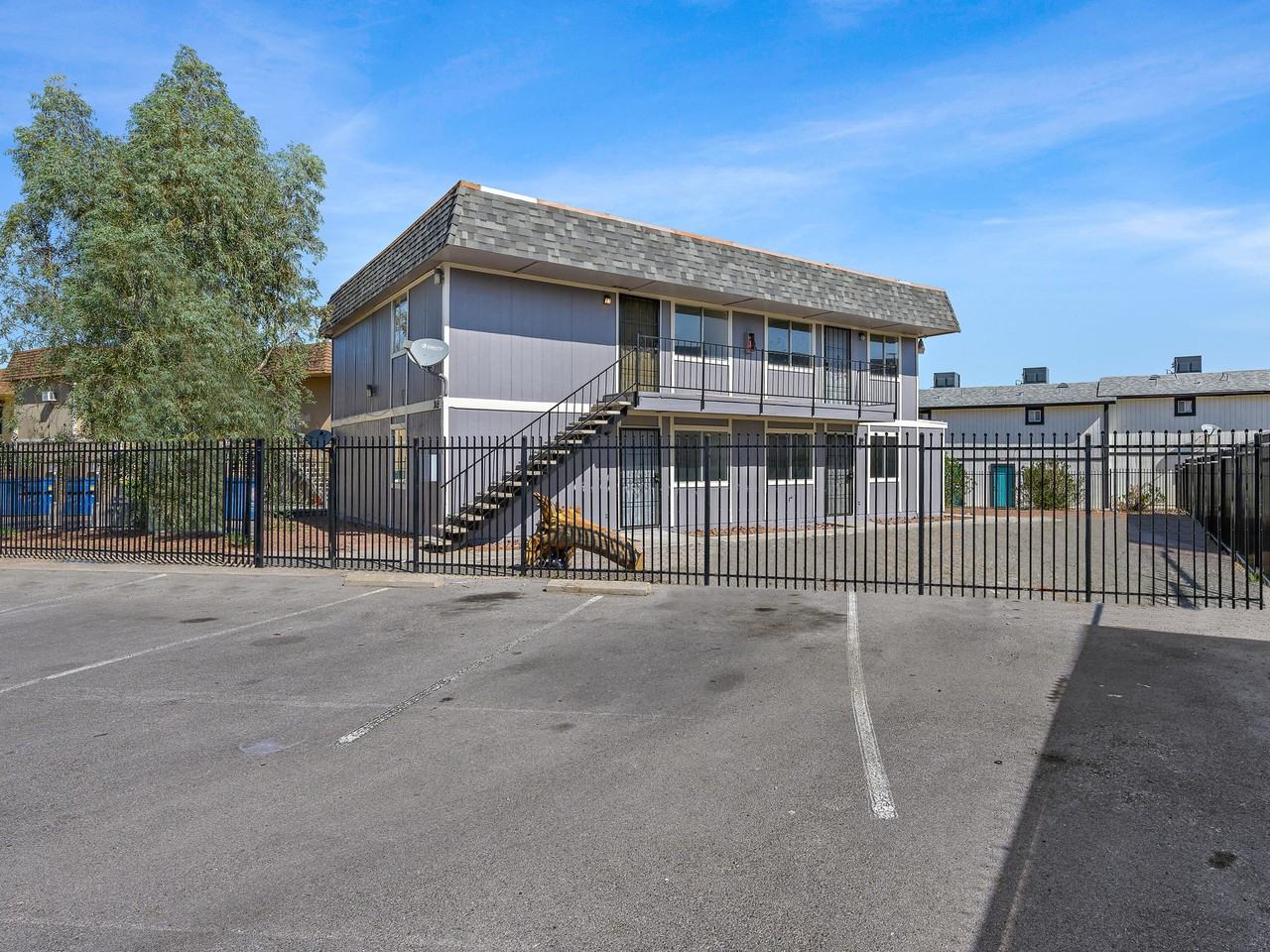 309 Eastminister Ct #D - Photo 3 of 17