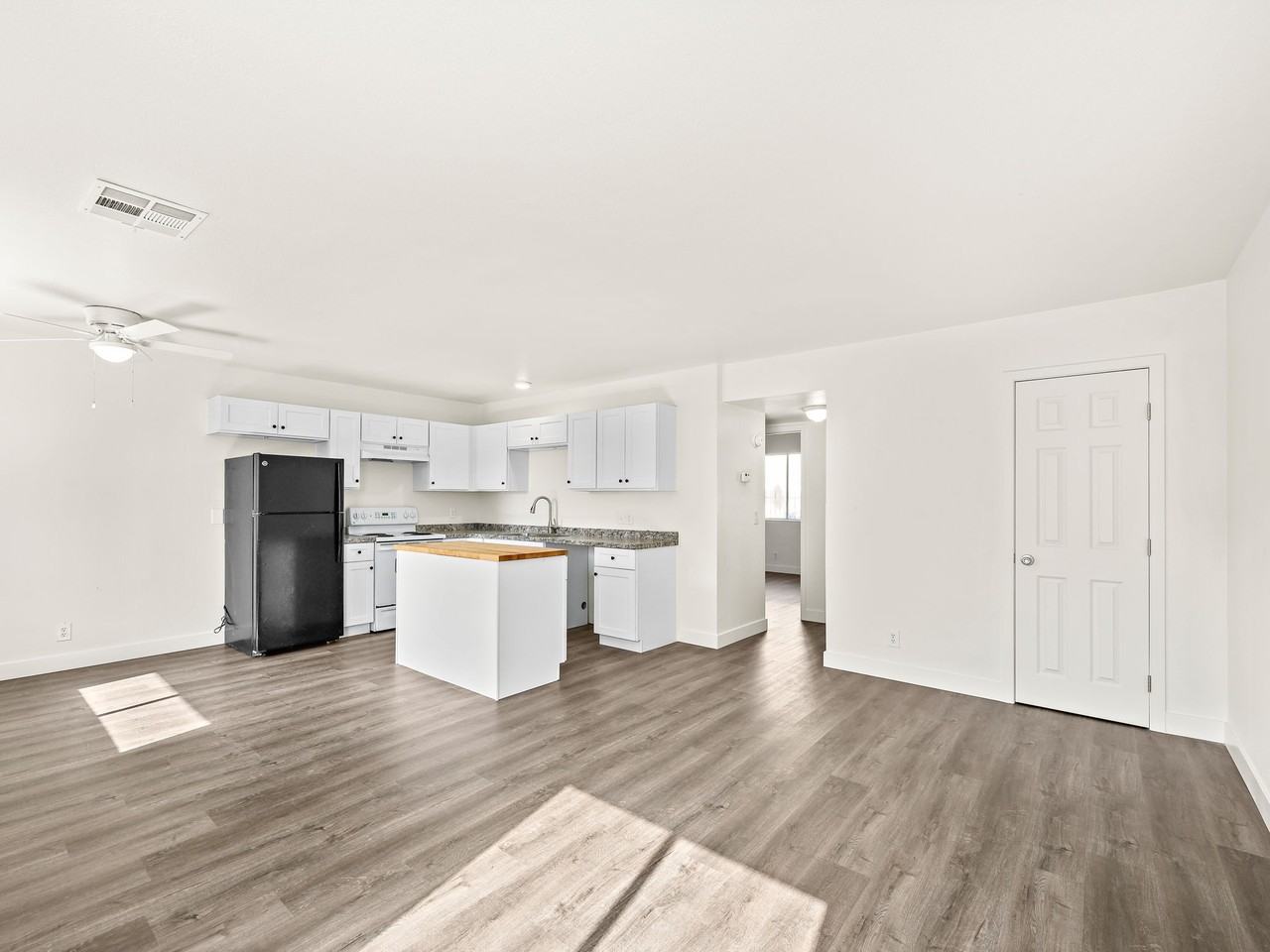 309 Eastminister Ct #D - Photo 4 of 17