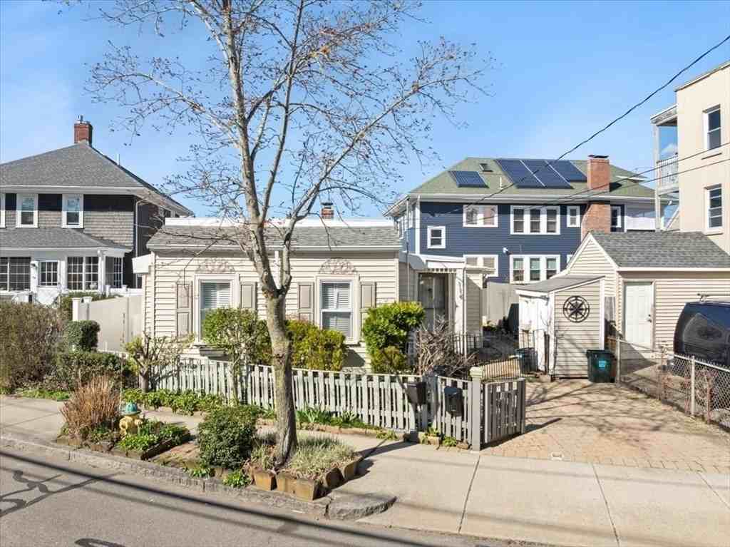 116 Rawson Rd - Photo 7 of 27