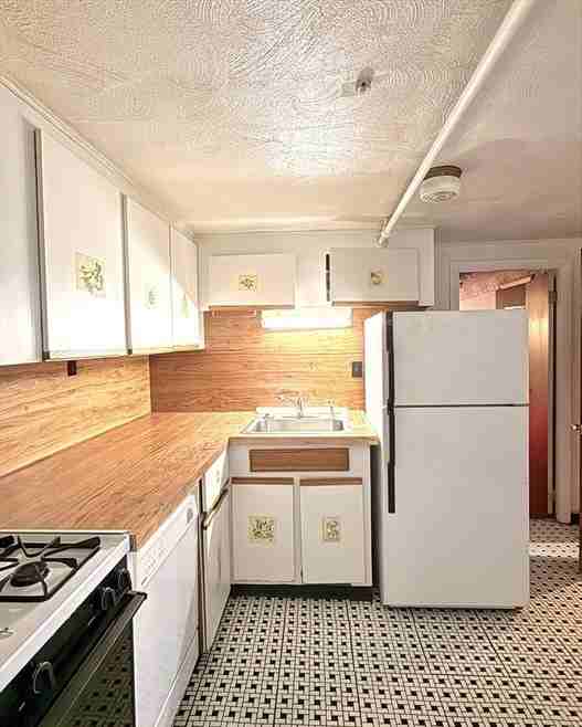 27 Ralwood Rd - Photo 3 of 37