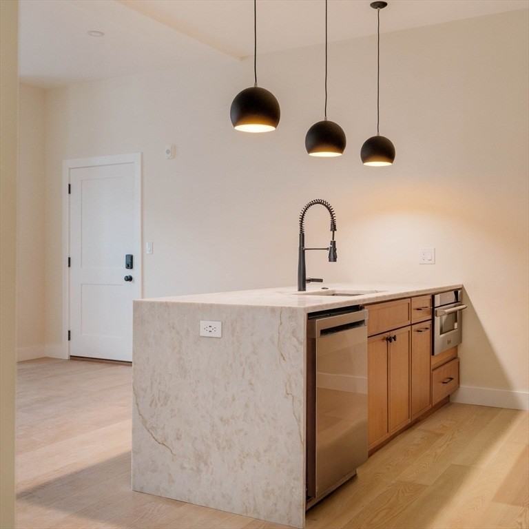 108 Bunker Hill St - Photo 5 of 22