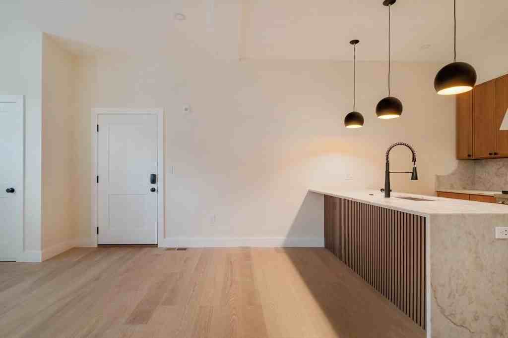 108 Bunker Hill St - Photo 6 of 22