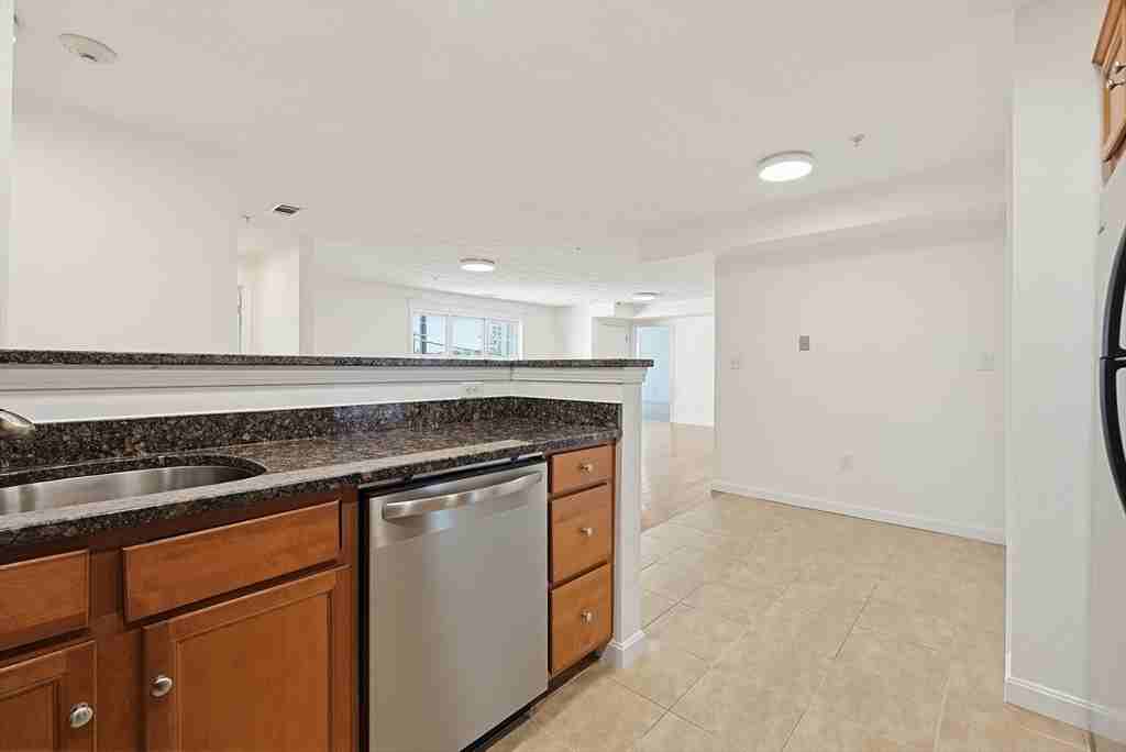 51 Pearl St - Photo 5 of 29