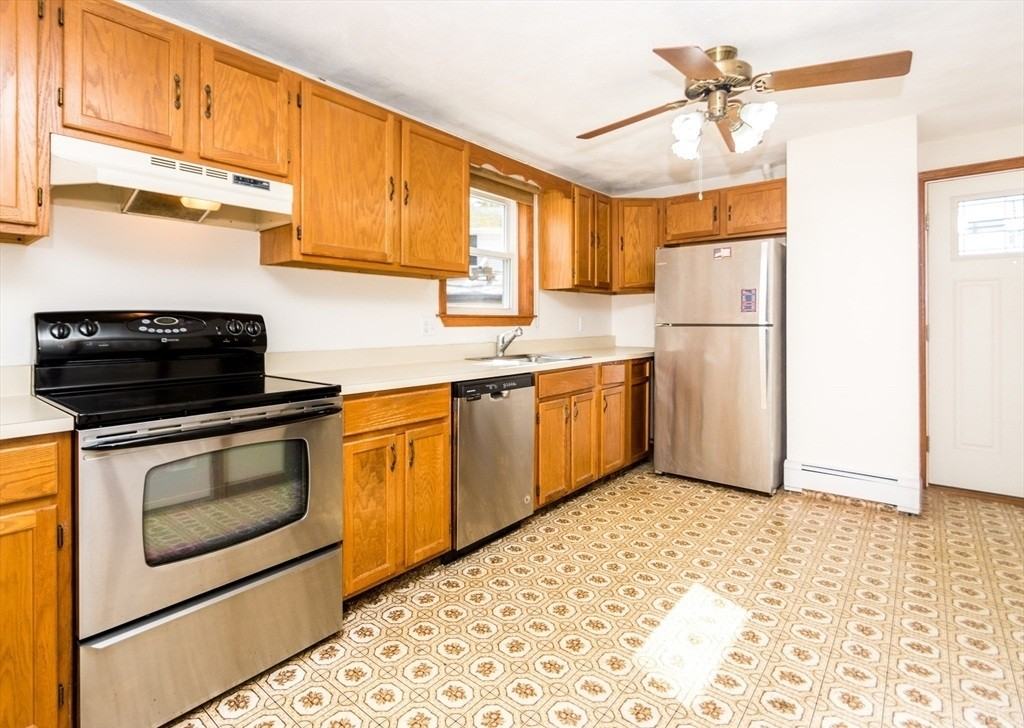 45 Piedmont Ave - Photo 4 of 23