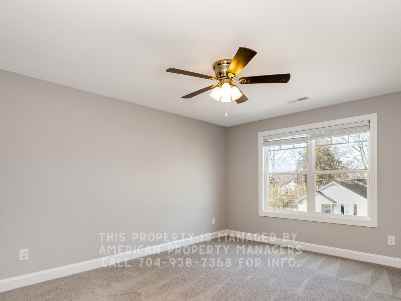 485 W F St - Photo 4 of 11