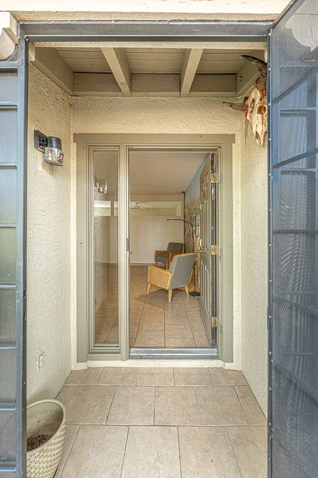 1022 S Calle De La Temporada - Photo 3 of 16