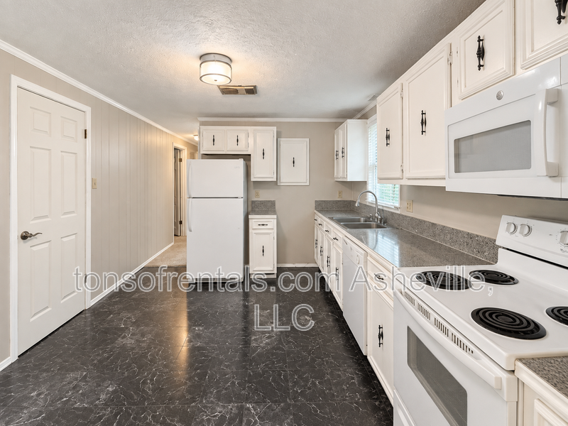 231 Dogwood Dr - Photo 7 of 24