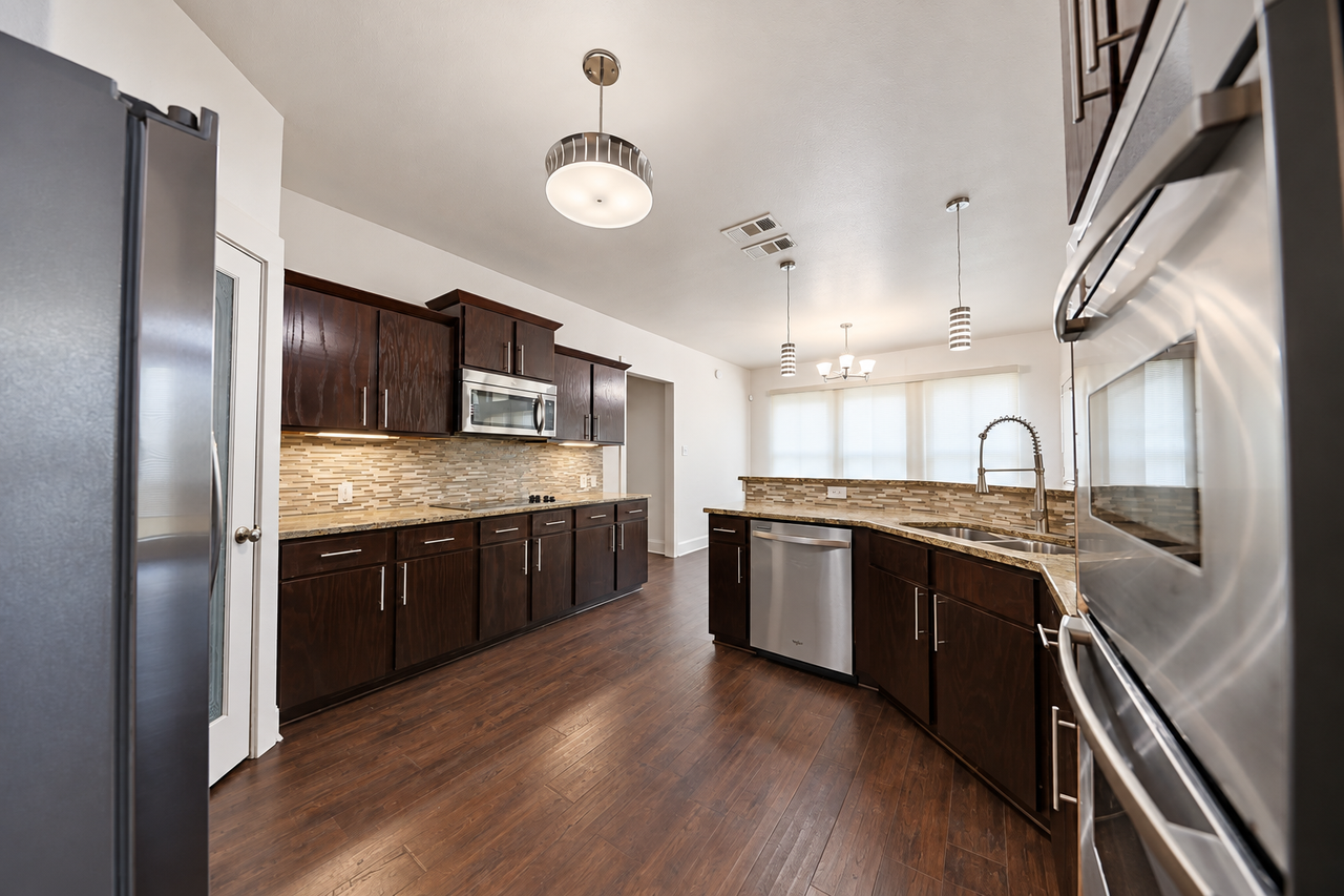 5405 Weeping Oak Dr - Photo 4 of 34