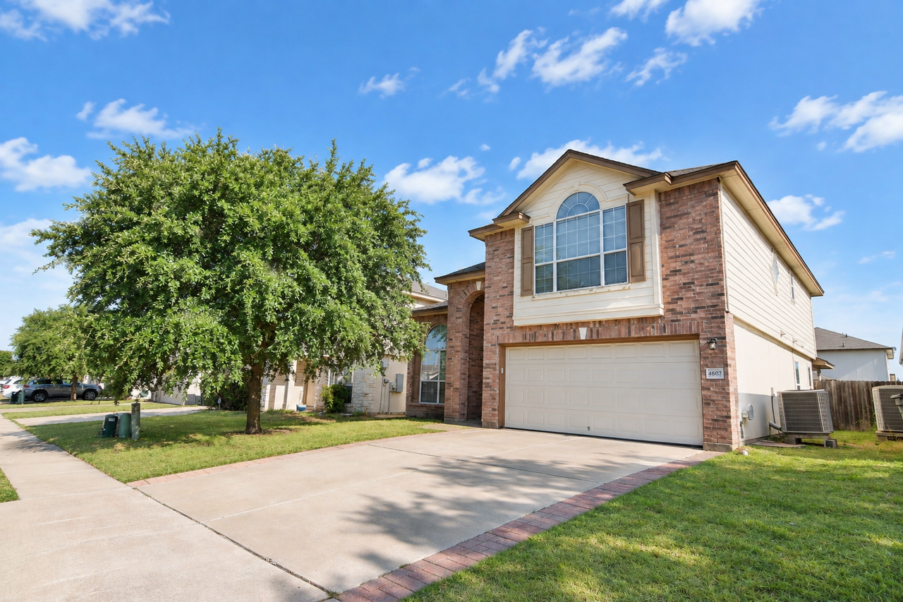 4607 Causeway Ct - Photo 2 of 25