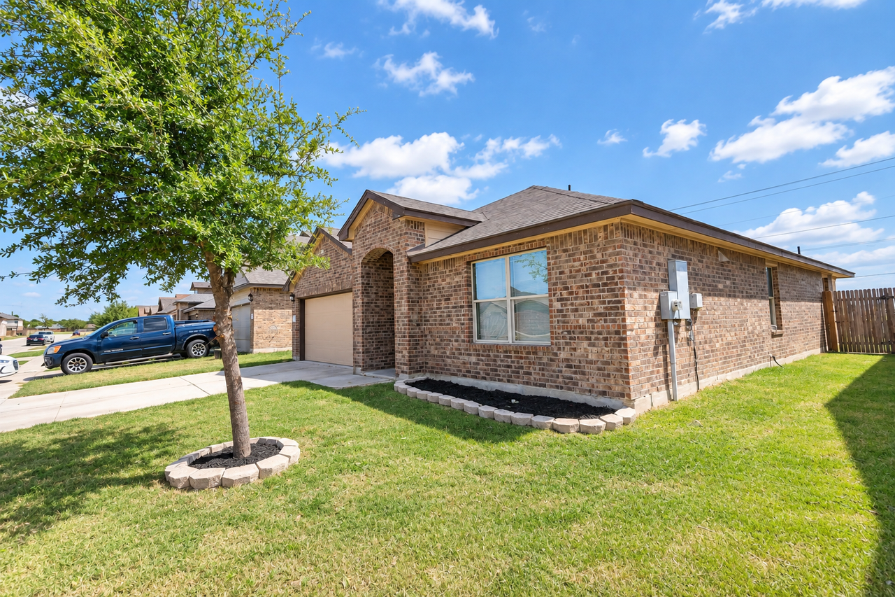 1310 Gigante Dr - Photo 3 of 19