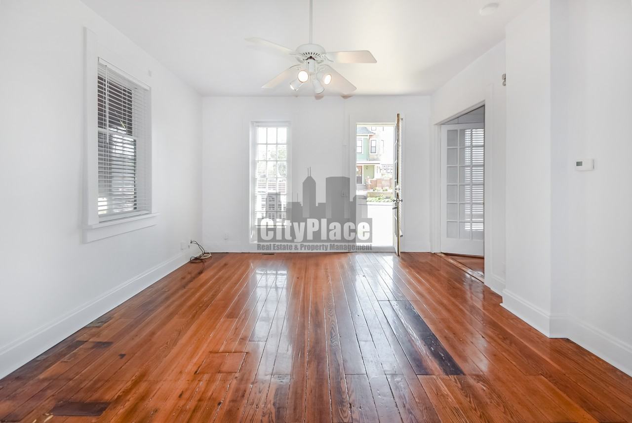 642 S Meridian St - Photo 5 of 18