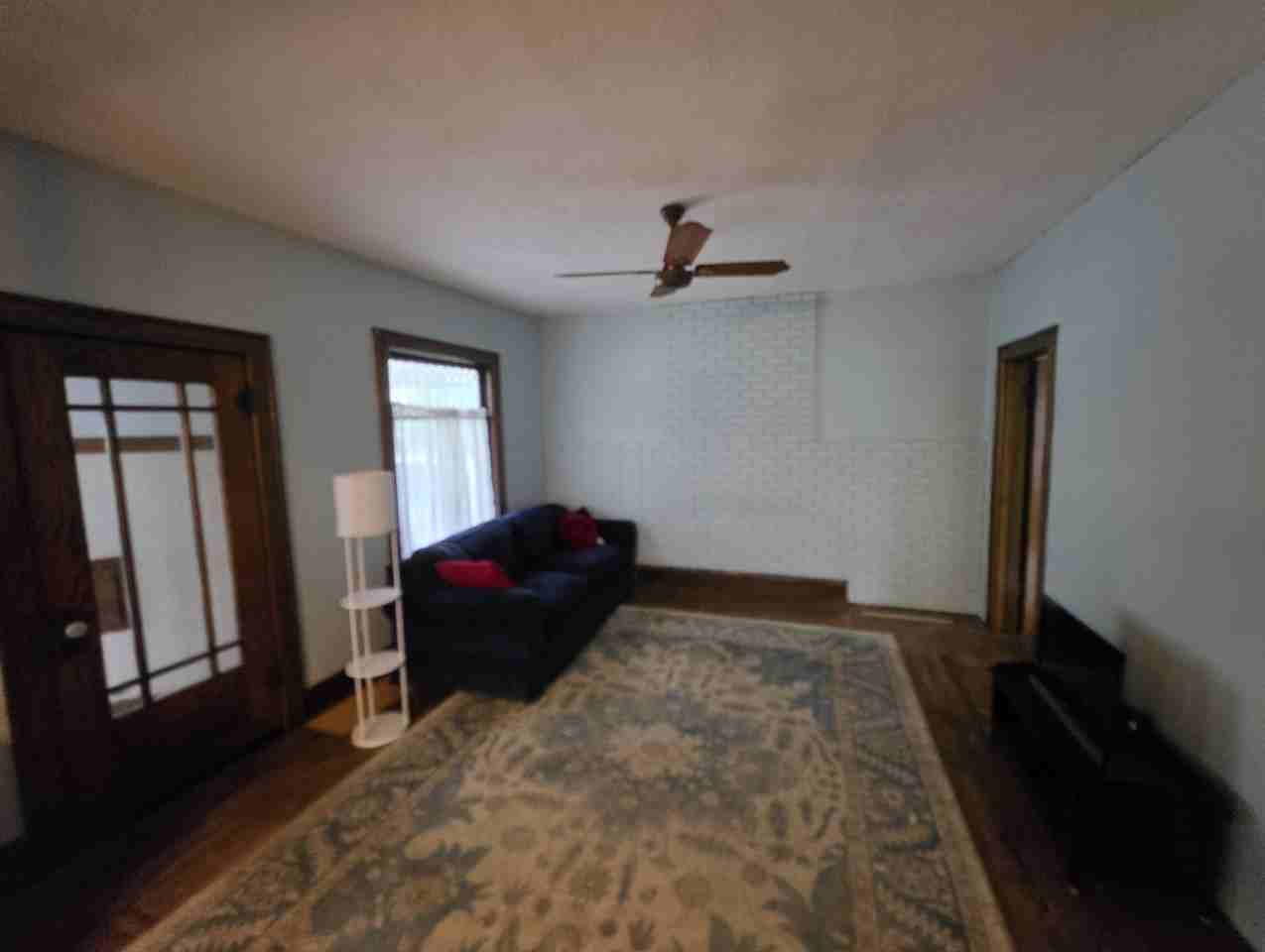 112 E 24th St - Photo 4 of 20