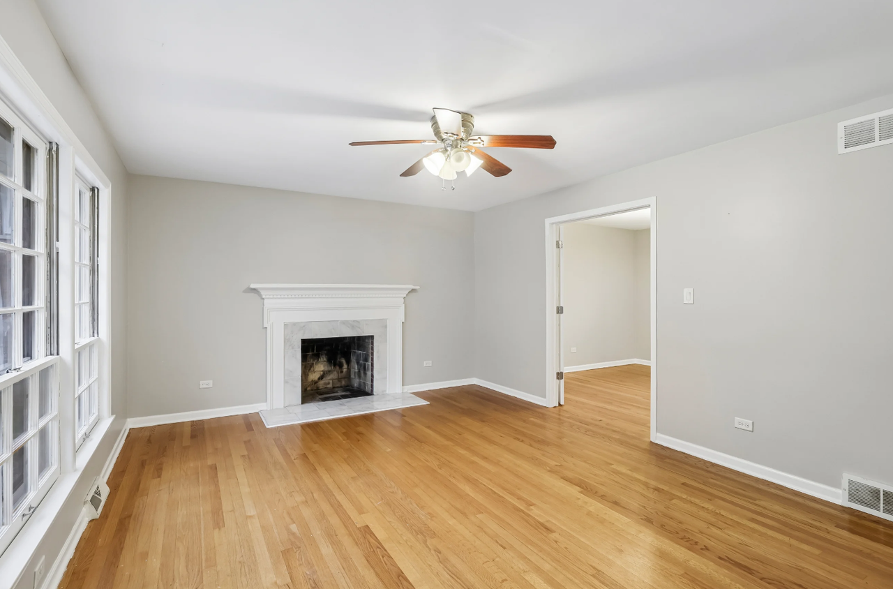 16919 School St - Photo 3 of 22