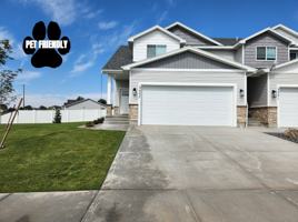 featured image of 3327 Judy St