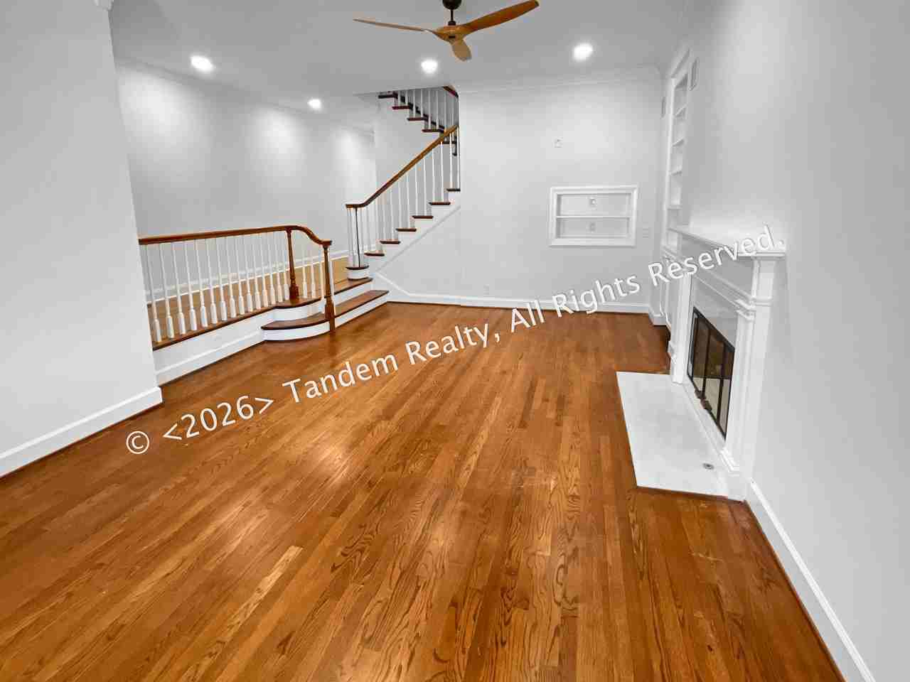 1024B 18th Ave S - Photo 2 of 21