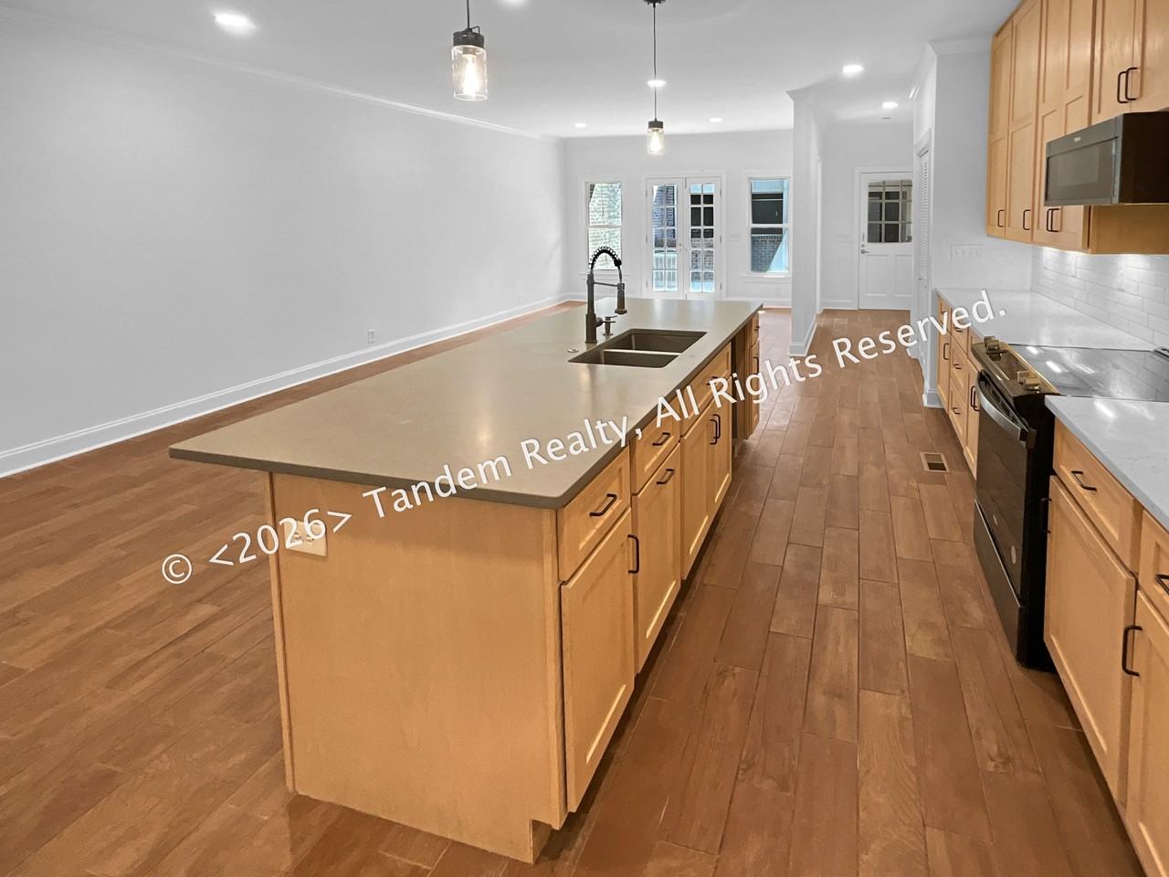 1024B 18th Ave S - Photo 6 of 21