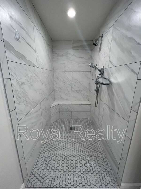 2755 Dow St - Photo 6 of 7