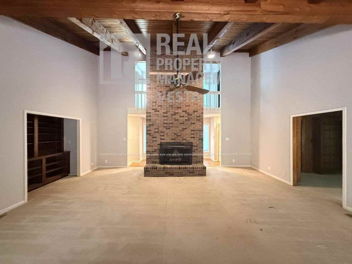 5157 Zebulon Rd - Photo 2 of 20