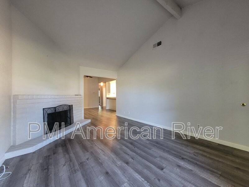 4926 Saddlerock Way - Photo 2 of 13