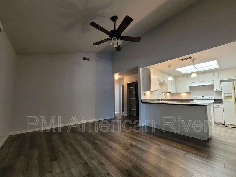 4926 Saddlerock Way - Photo 5 of 13