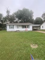 featured image of 510 W Mill St